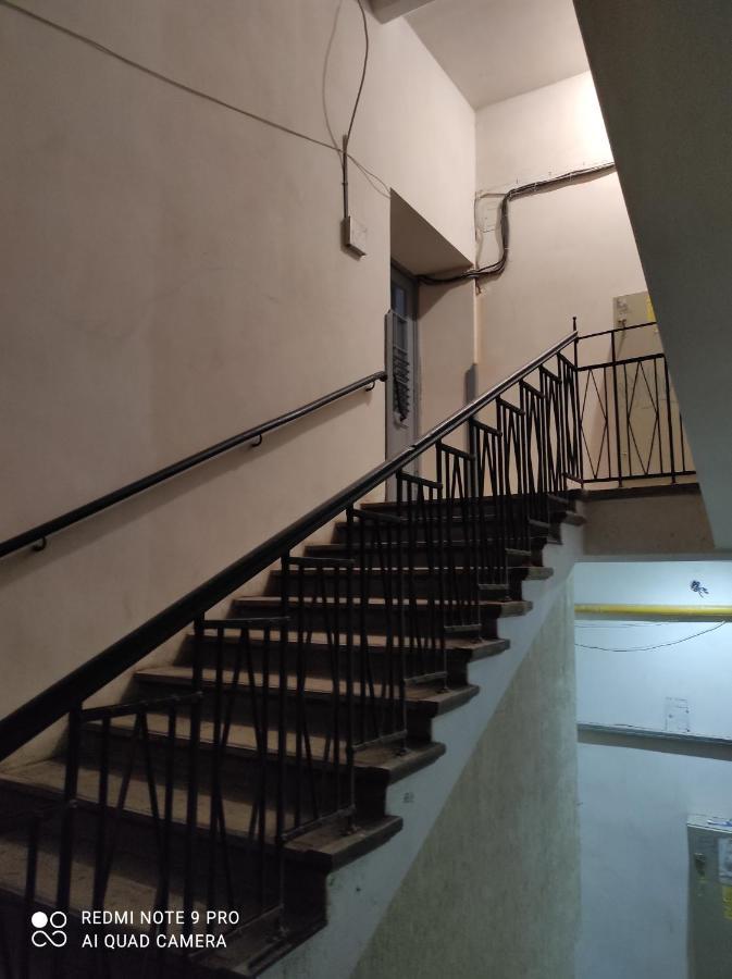 Двокімнатна Квартира В Центрі Міста Lviv Exterior foto